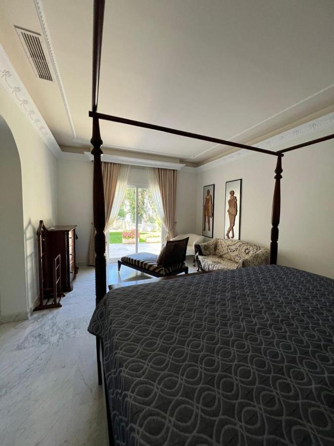 Merinas Asya Villa Marbella