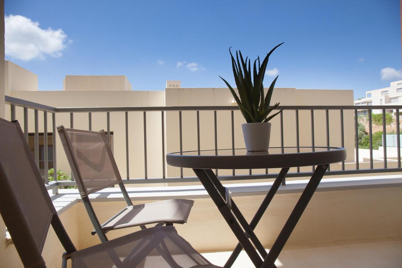 Luxury 2 Bedroom Sauna Gym Pools Jacuzzi Marbella
