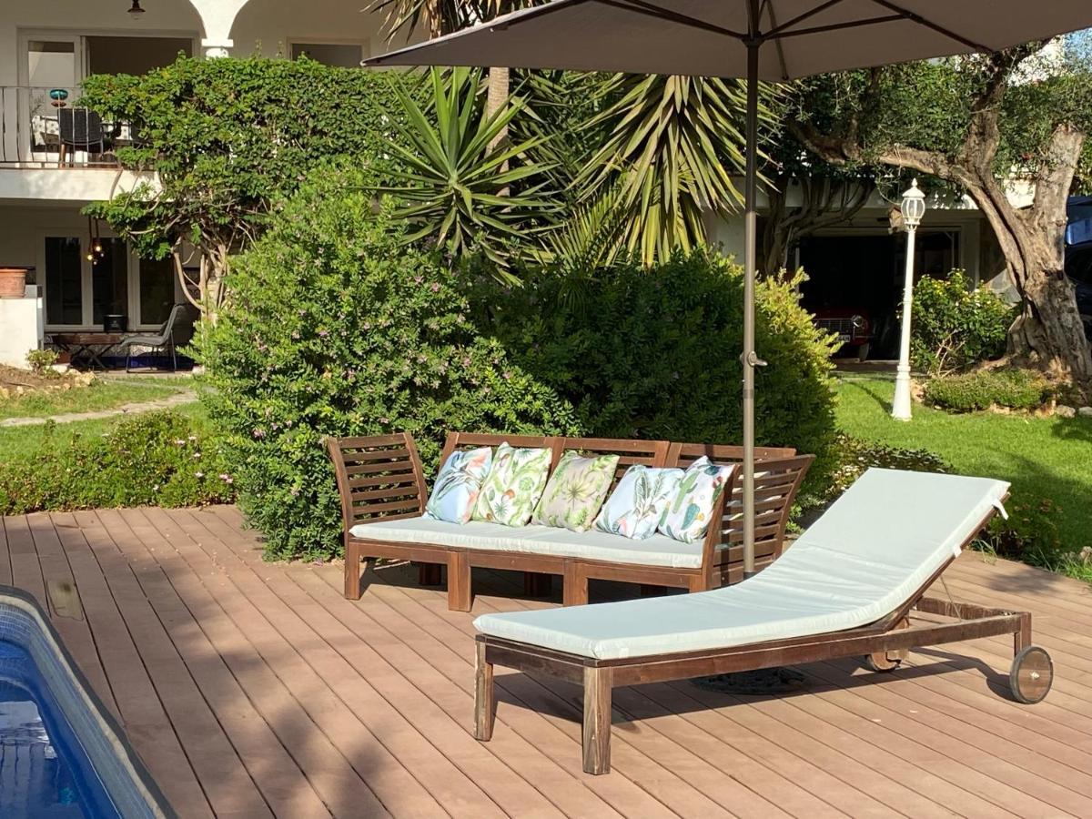 Private Pool & Garden - Walk To & Holiday home