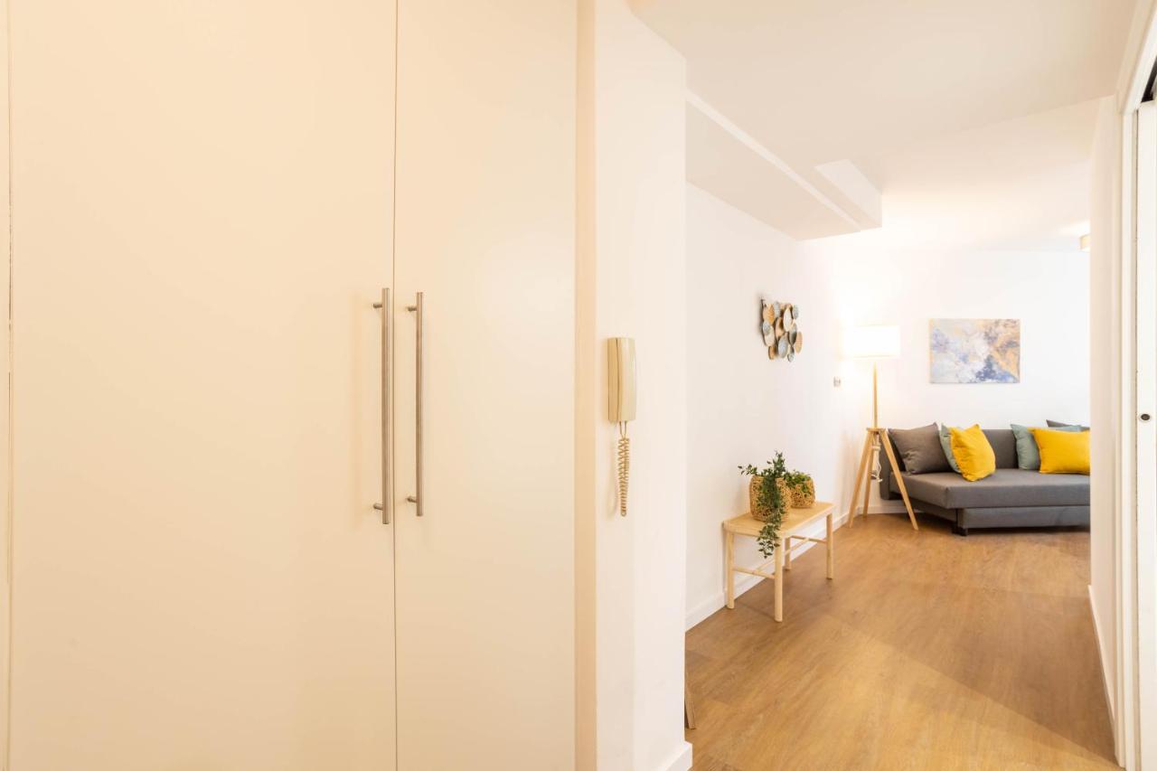 Apartment Oleholidays 2000 Primera Linea De Playa Marbella