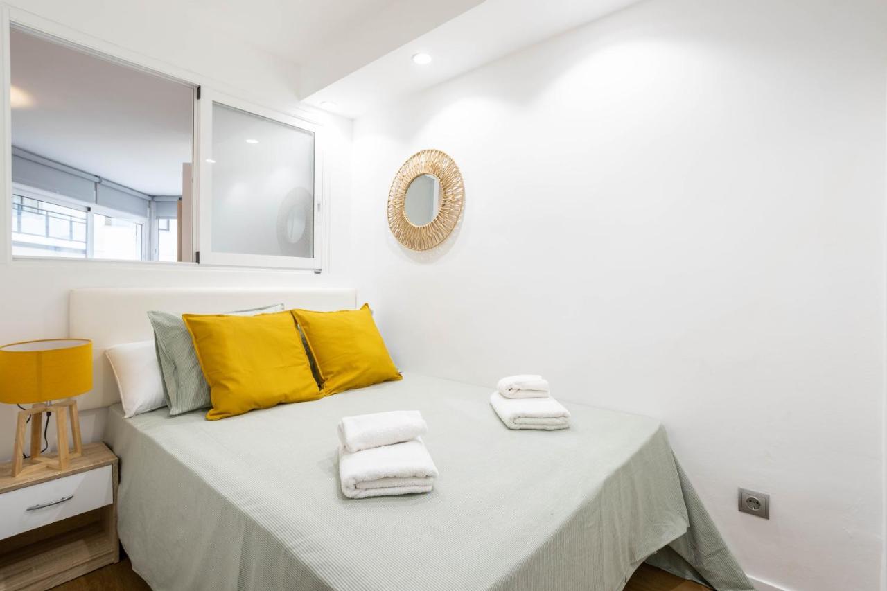 Oleholidays 2000 Primera Linea De Playa Apartment Marbella