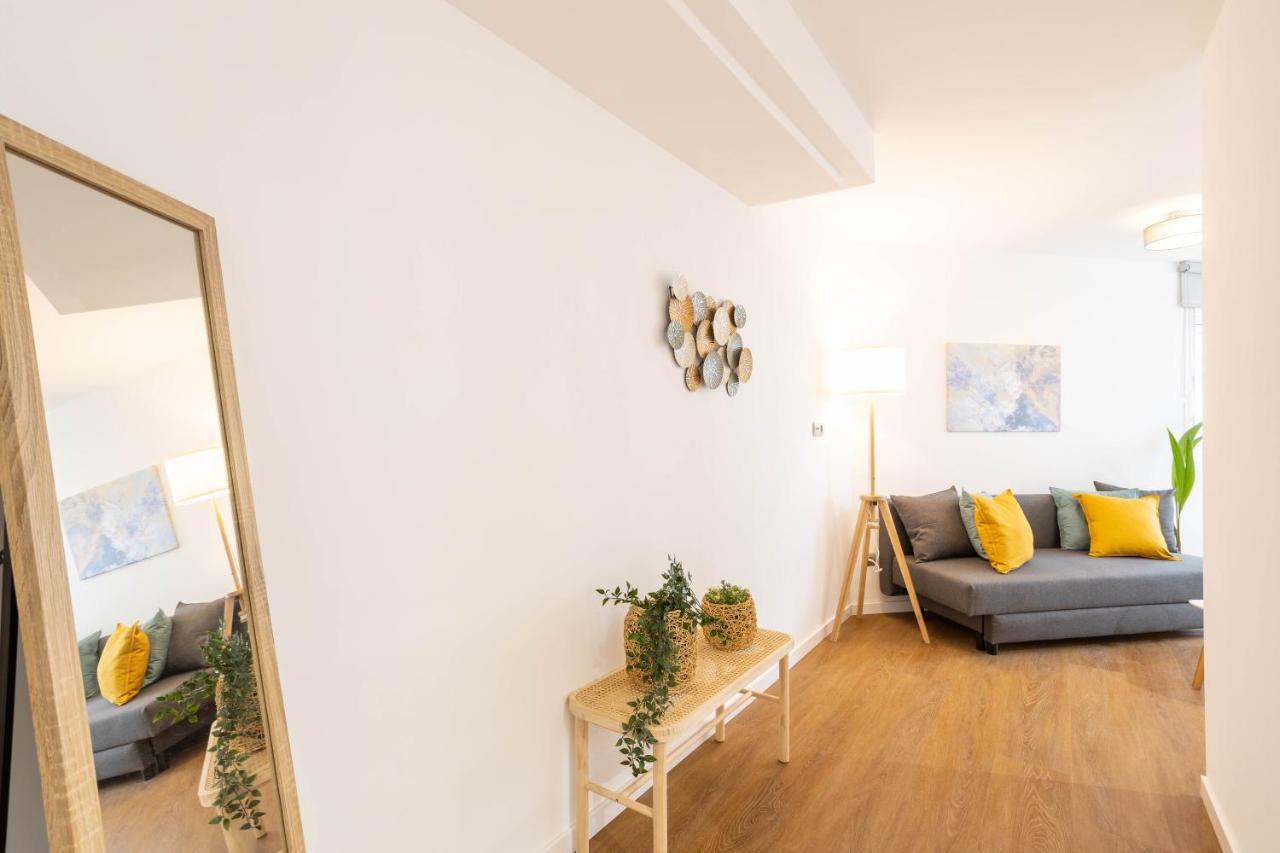 Apartment Oleholidays 2000 Primera Linea De Playa