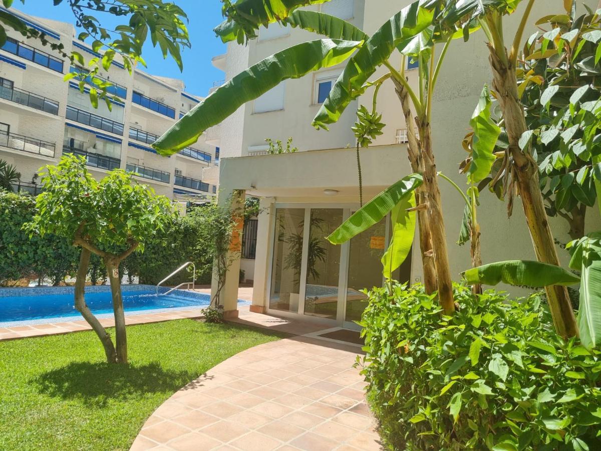 Lets In The Sun Playa Fontanilla Marbella