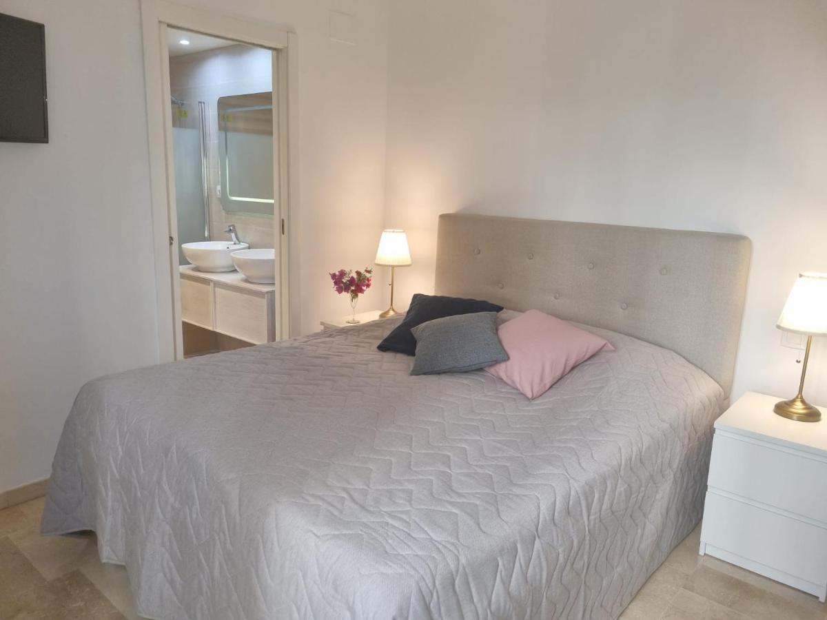 Lets In The Sun Playa Fontanilla Apartment Marbella