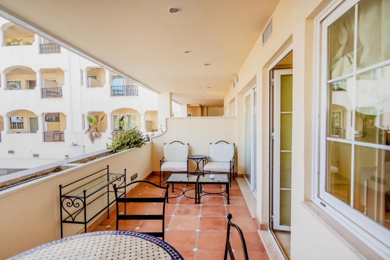 Guadalpin Apartment *