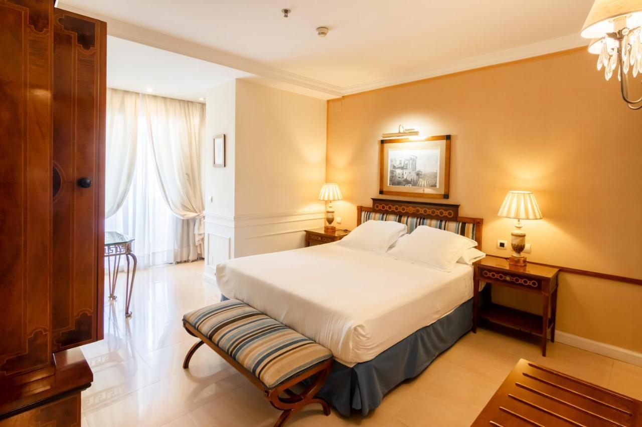 Guadalpin Apartment