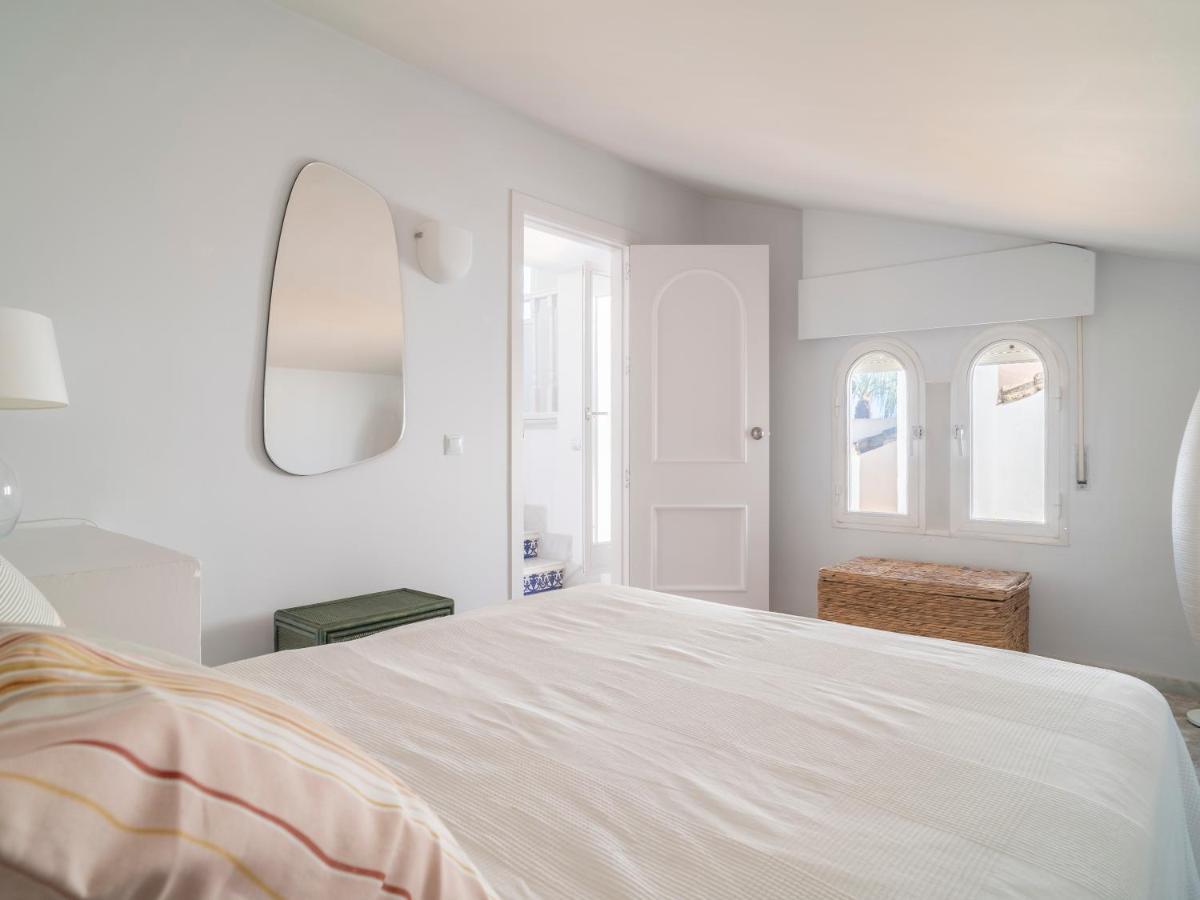 Villa Sanders Beach - Stunning Near Puerto Banus *