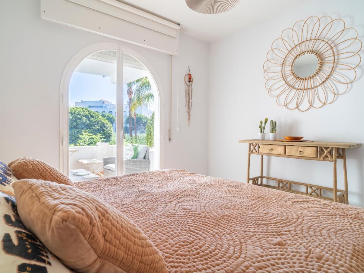 Villa Sanders Beach - Stunning Near Puerto Banus *