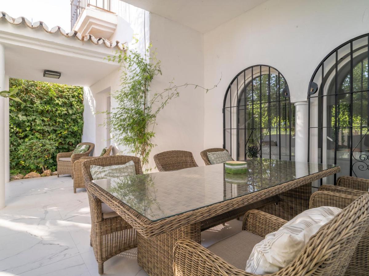 Sanders Beach - Stunning Near Puerto Banus Villa