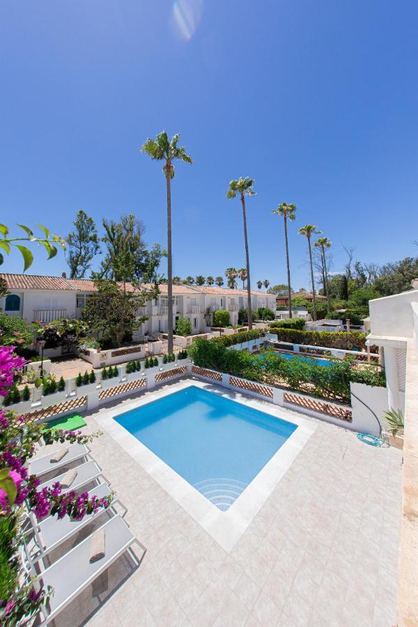 Сasa de vacaciones Charming Townhouse/5bedrs/front Beach/private Pool