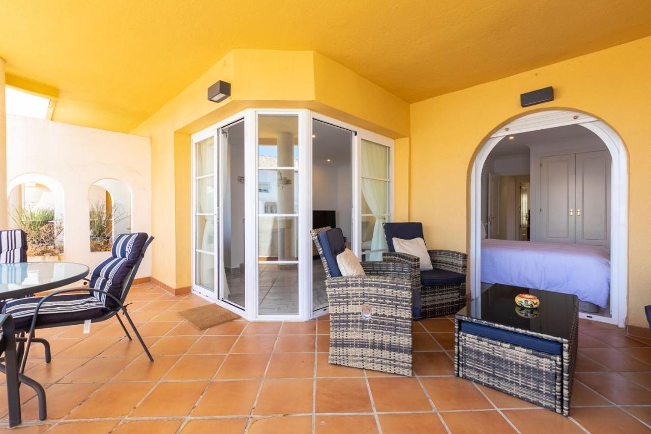 Apartamento Great Views, Large Terrace & Walking Distance *
