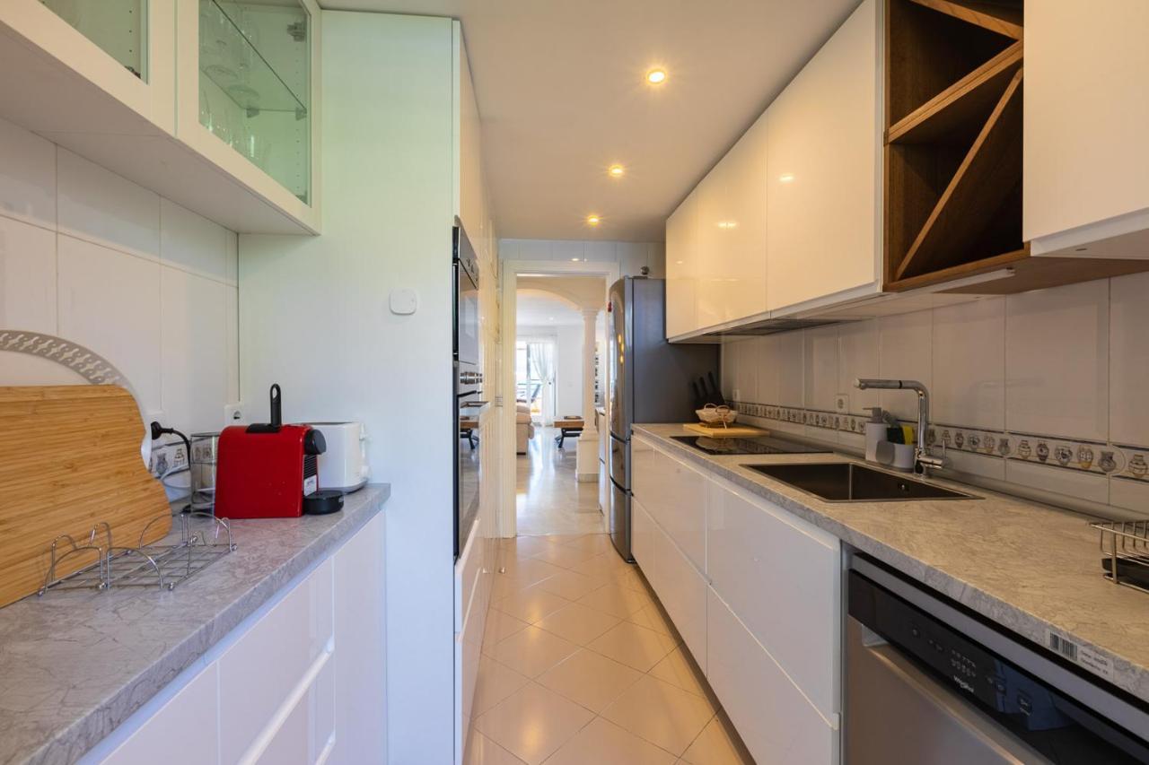 Great Views, Large Terrace & Walking Distance * Marbella