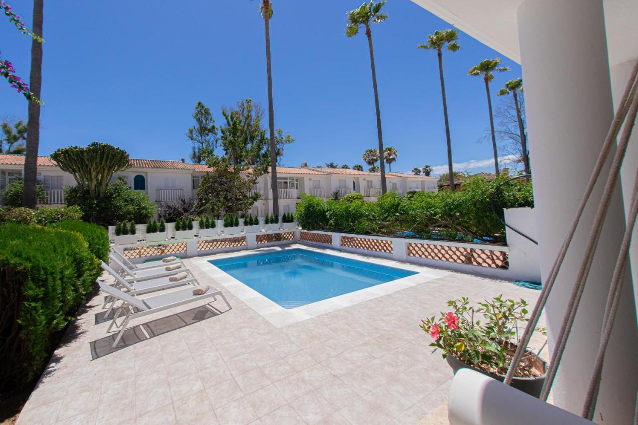 Charming Townhouse/5bedrs/front Beach/private Pool Сasa de vacaciones *