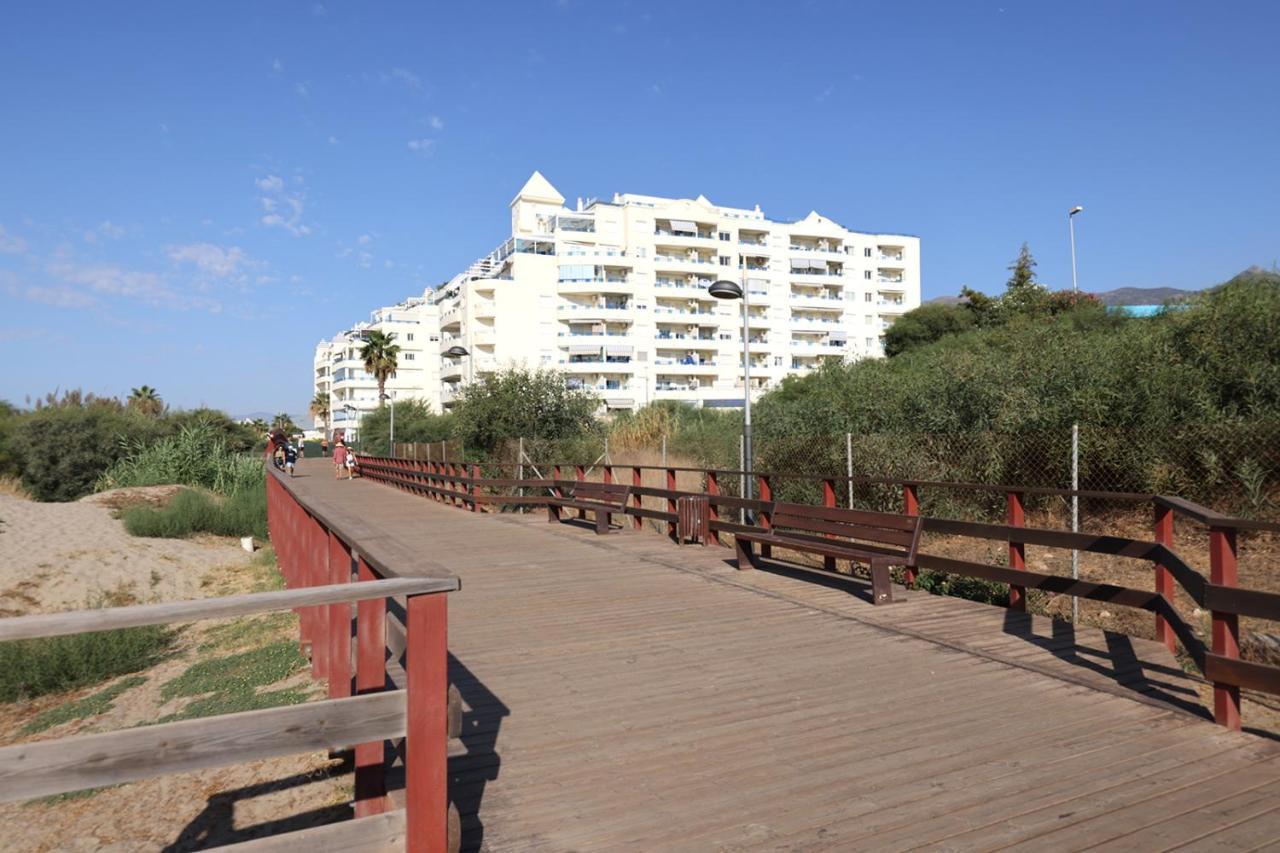 Apartment Lujo En Banana Primera Linea De Playa Marbella