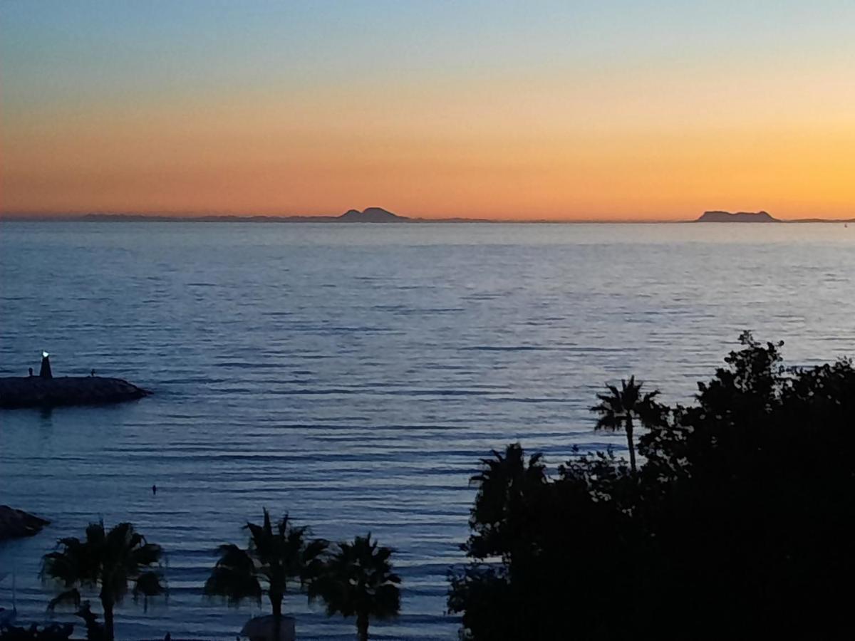 Apto El Faro Puerto Deportivo Appartement Marbella