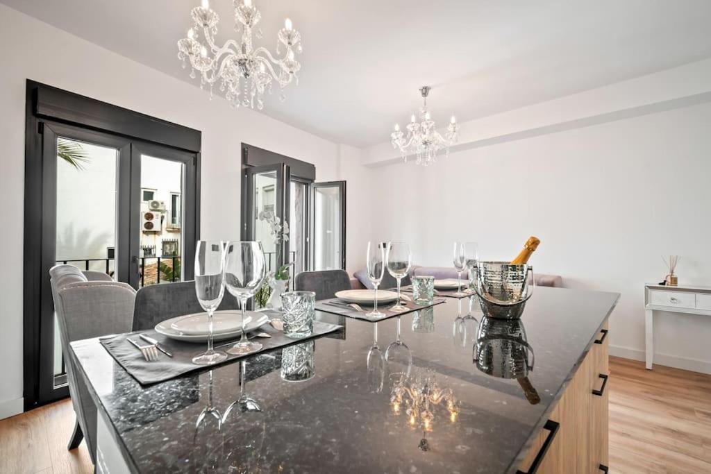 Puerto Banus Luxurious In The Heart Of The Port Apartment Marbella