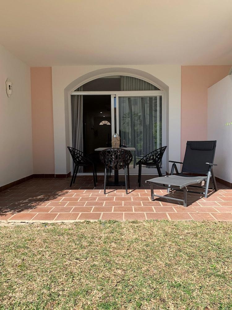 Aloha Gardens By Vacation Care Apartment
