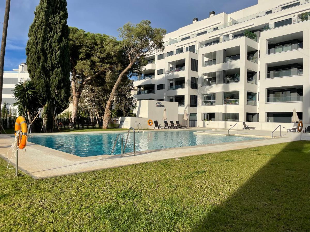 Centre With Terrace And Pool *