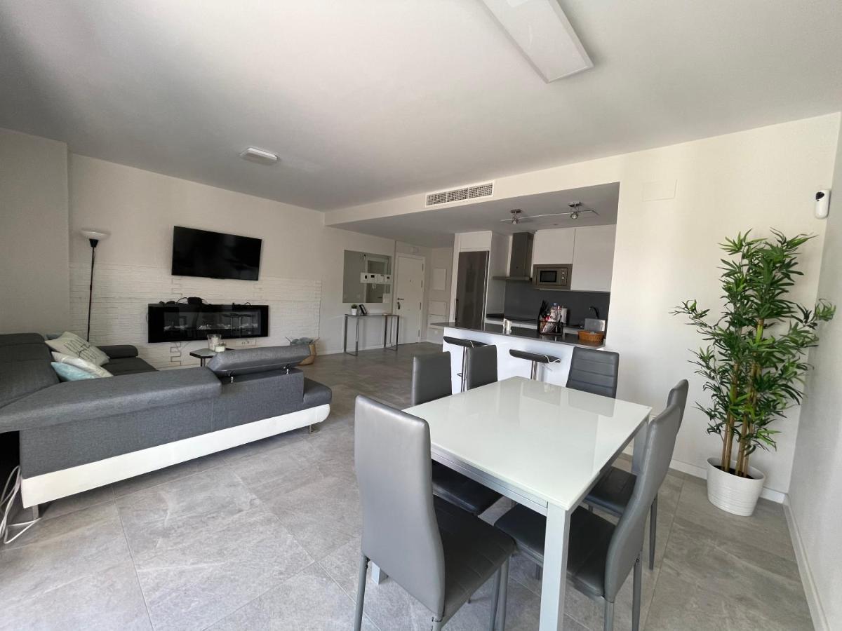 Centre With Terrace And Pool Appartement *