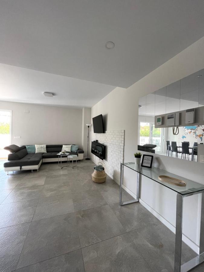Centre With Terrace And Pool * Marbella