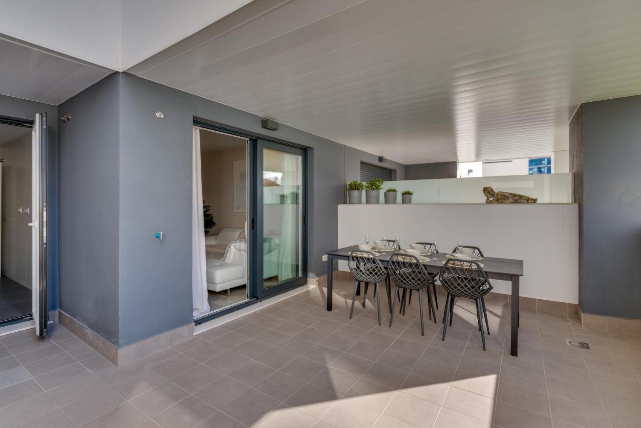Vacation I Via Celere, Huge Terrace, Brand New Complex, Close To The Beach, Center