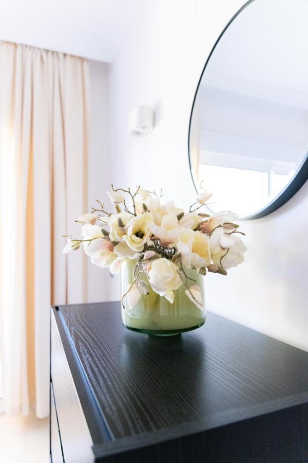 Luxury 2 Bedroom Apartment, Close To The Sea And The Golf Course, Aloha Hills Club Appartement