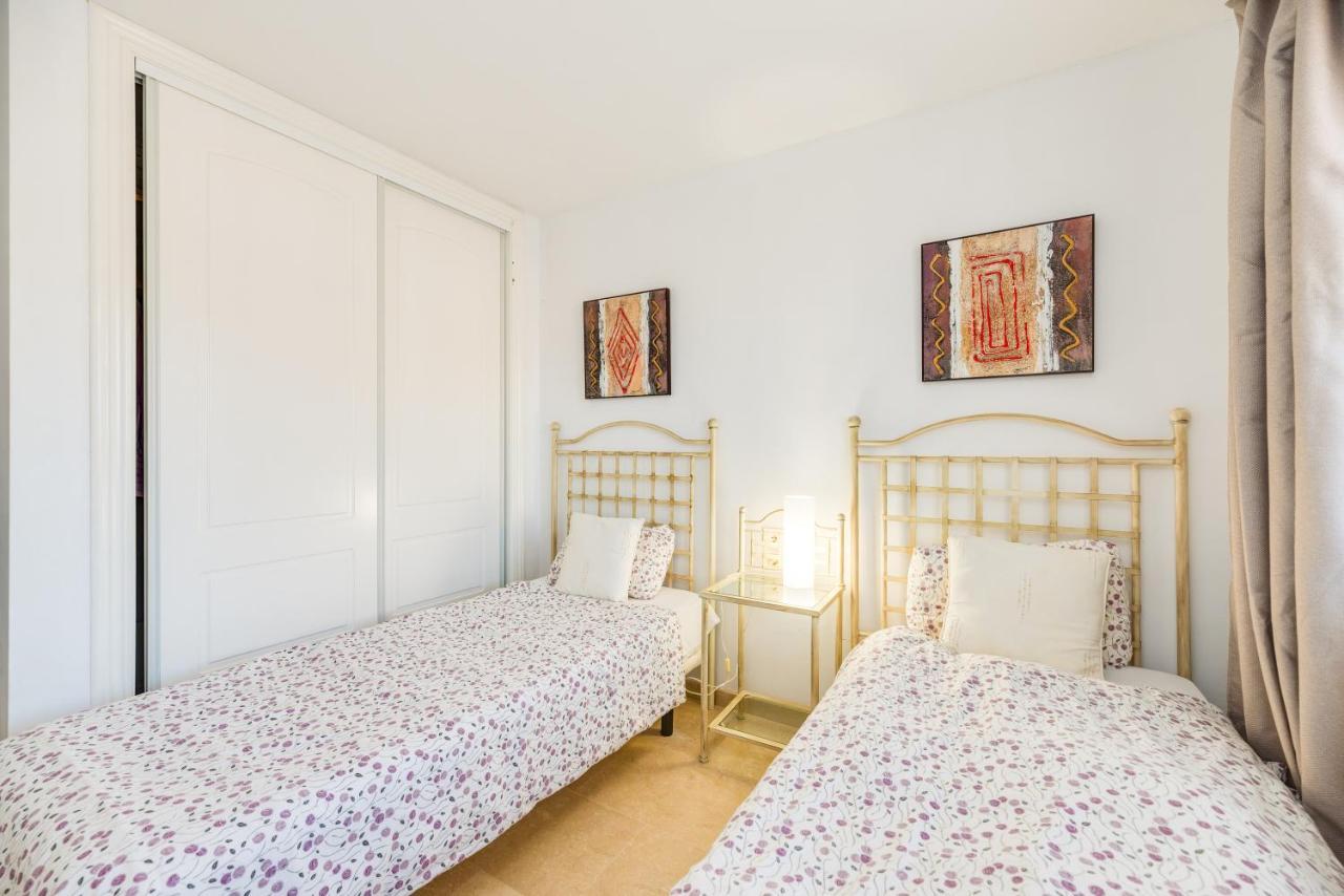 Holiday home Penthouse In Elviria Marbella