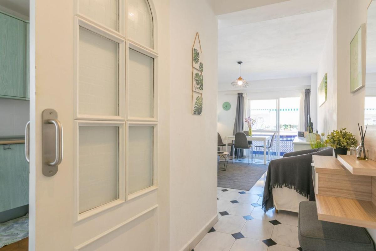 Piso De 2 Playa Bajadilla Centro * Marbella