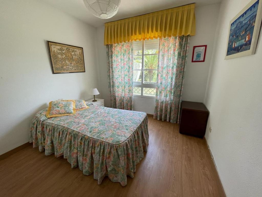 Holiday home Spacious House With Private Pool Next To Golf Club *