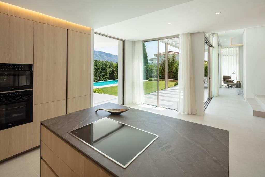 Pousada Amazing Modern Located Mins From Rdr234 Marbella