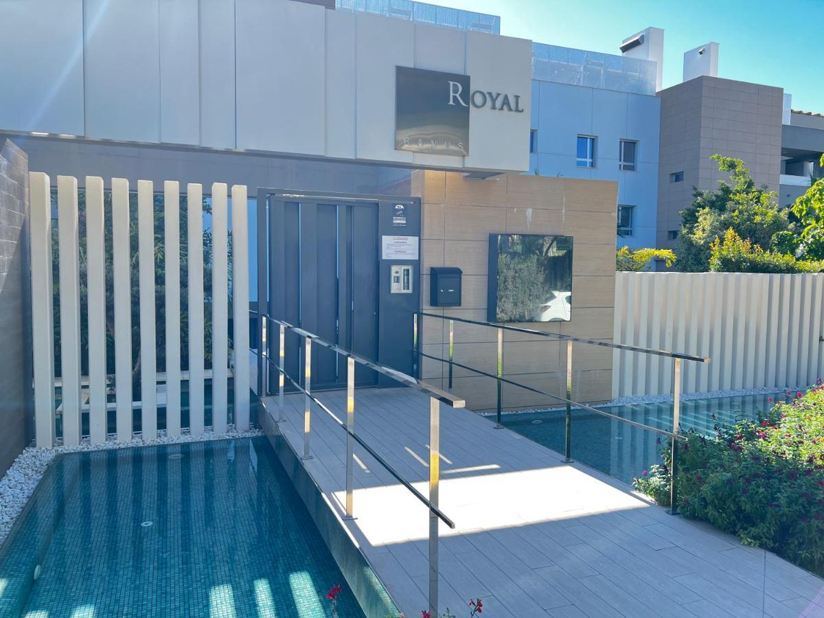 Royal Banus Apartment *
