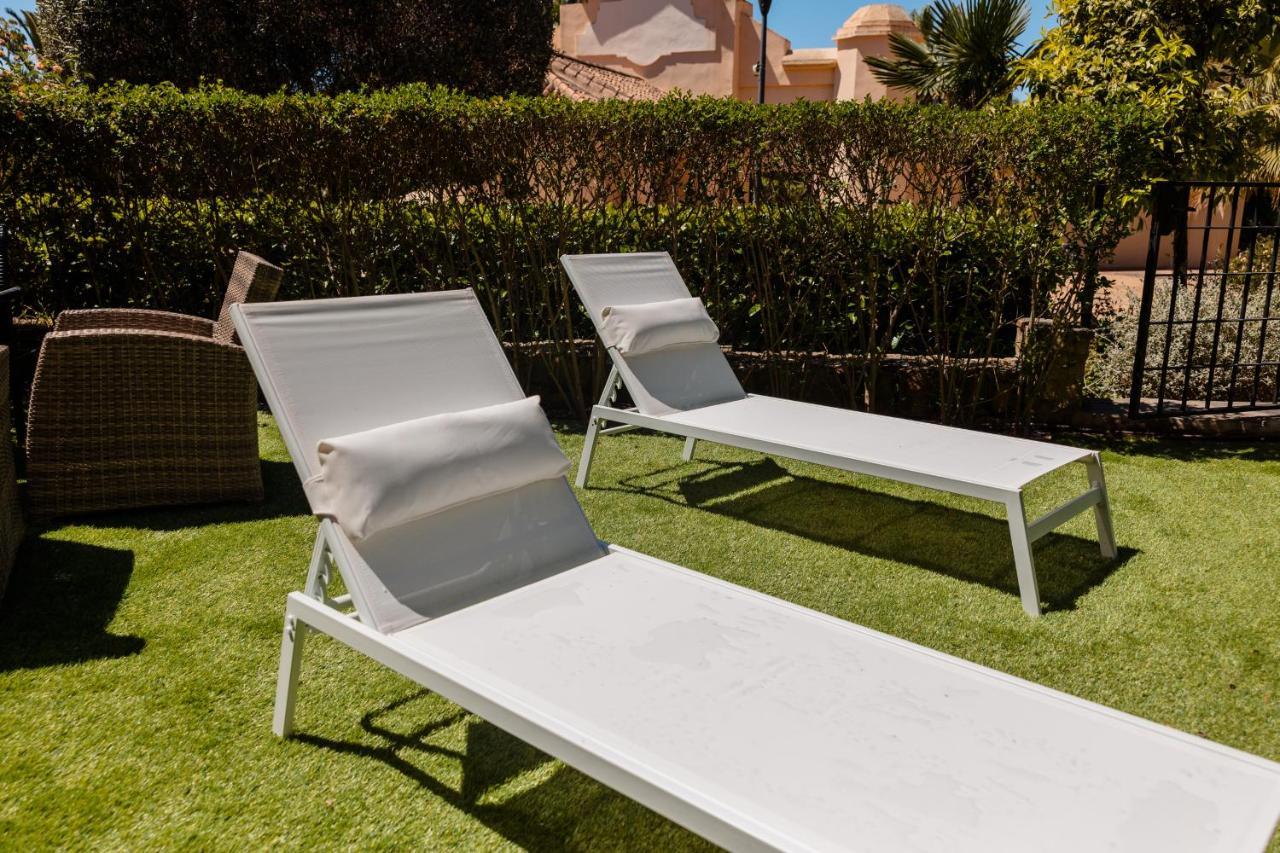Apartamento With 3 Bedrooms, Terrace, Indoor Pool And Sauna At 100 M From The In Puerto Banus *