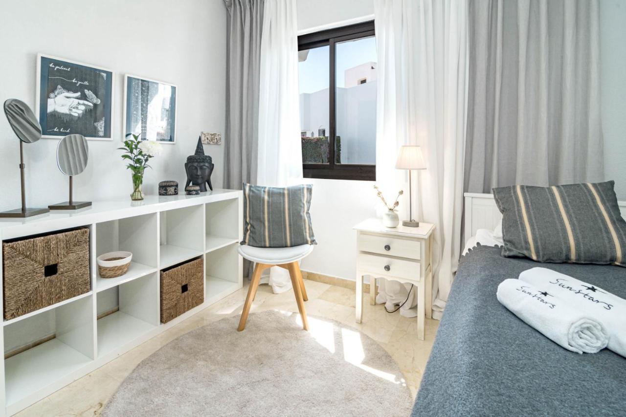 Seaside 3 Bedroom Townhouse In San Pedro Close To The With Private Garden Vakantiehuis