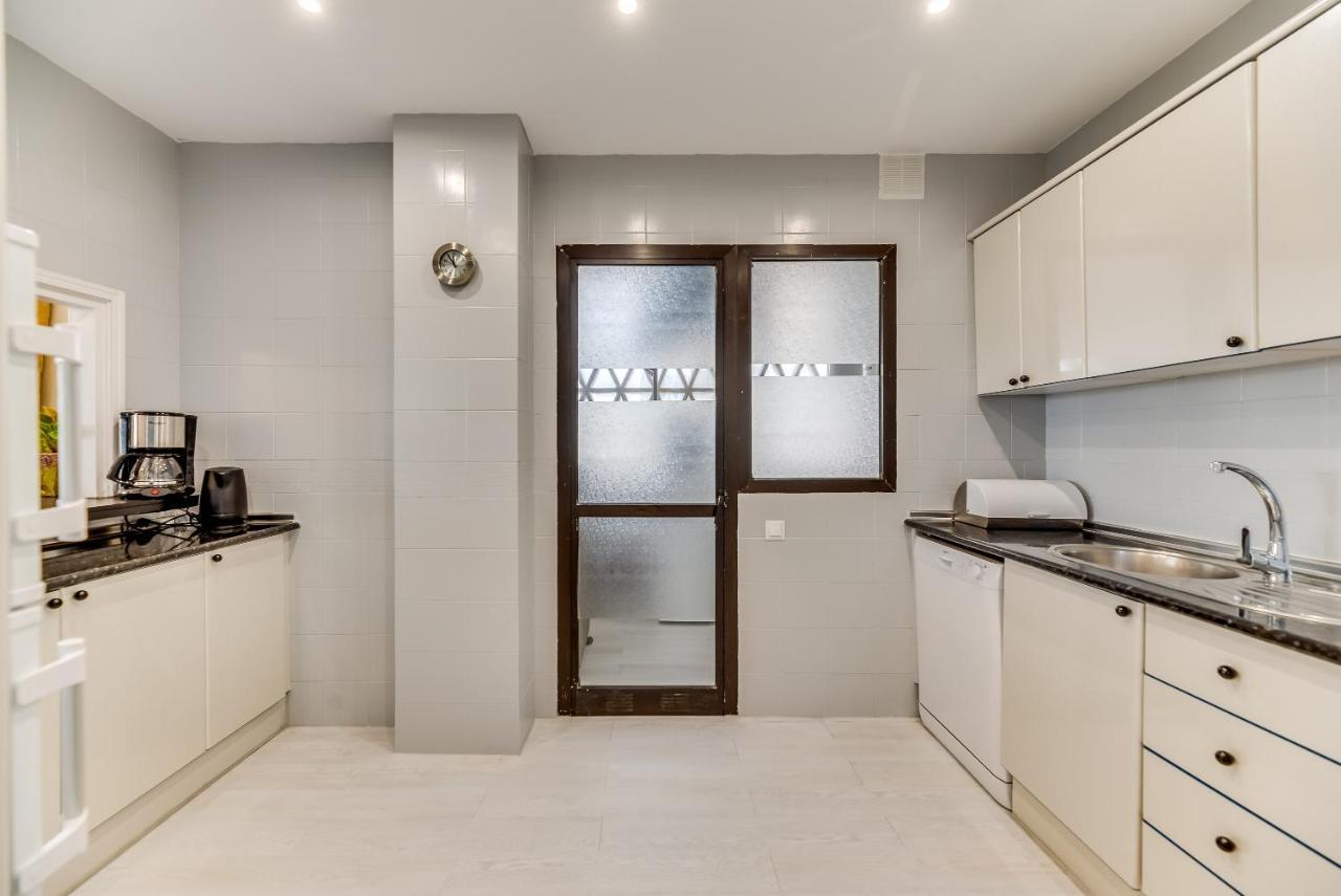 Apartment Puerto Banus2 Beachfront And Pools Marbella