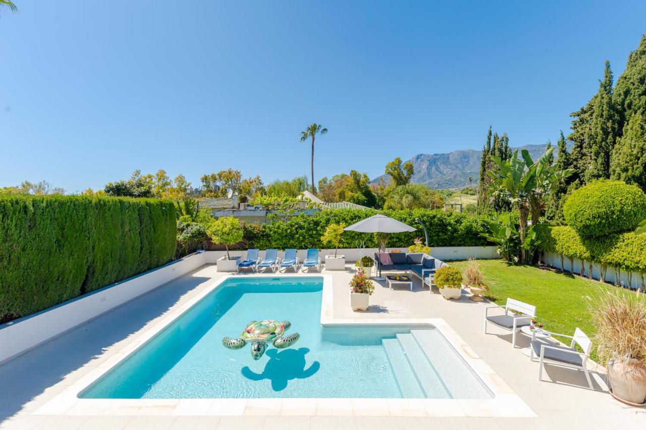 Villa Modern With Heated Pool & Bbq Next To The *