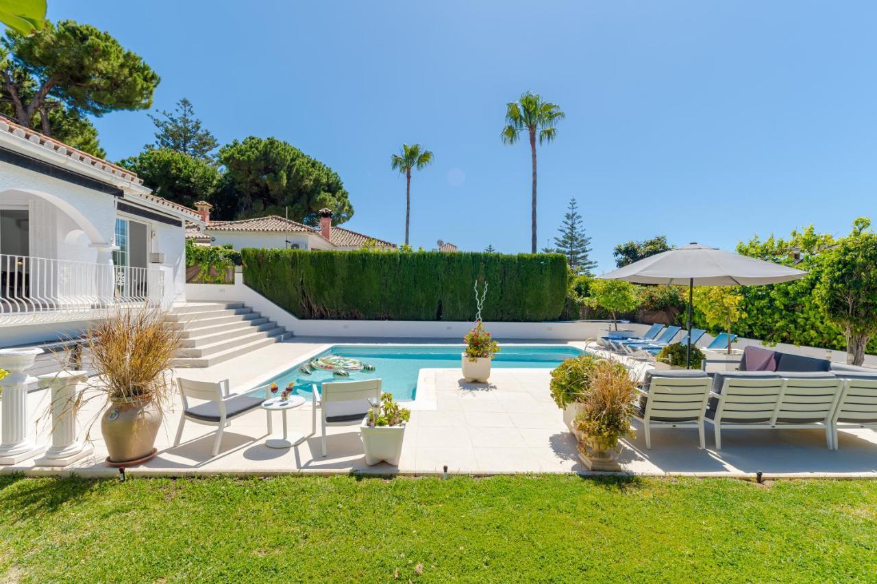 Villa Modern With Heated Pool & Bbq Next To The Marbella