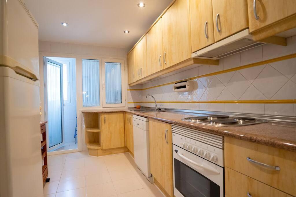 Seaview And Big Terrace Cabopino Apartment *
