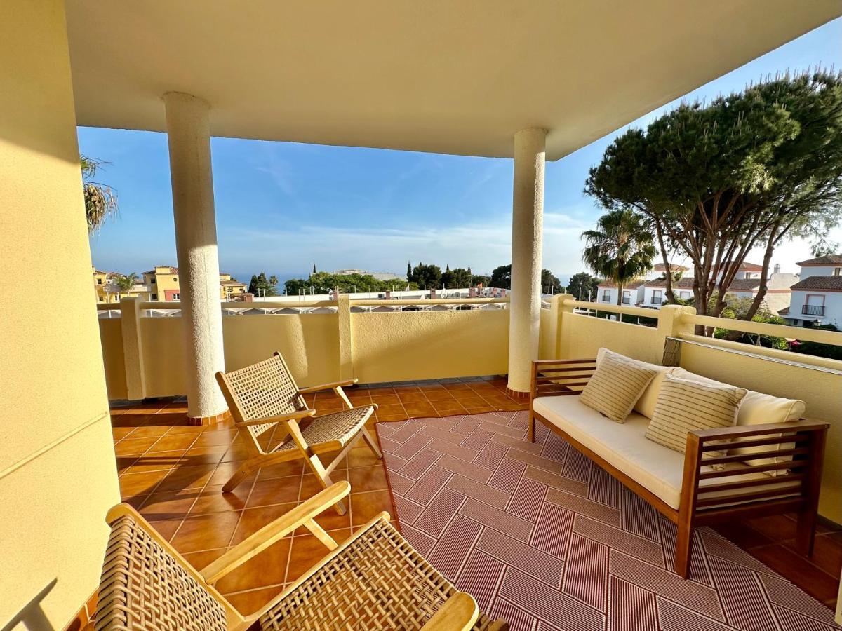 Seaview And Big Terrace Cabopino Marbella