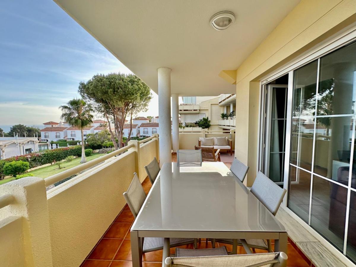 Seaview And Big Terrace Cabopino Apartment *