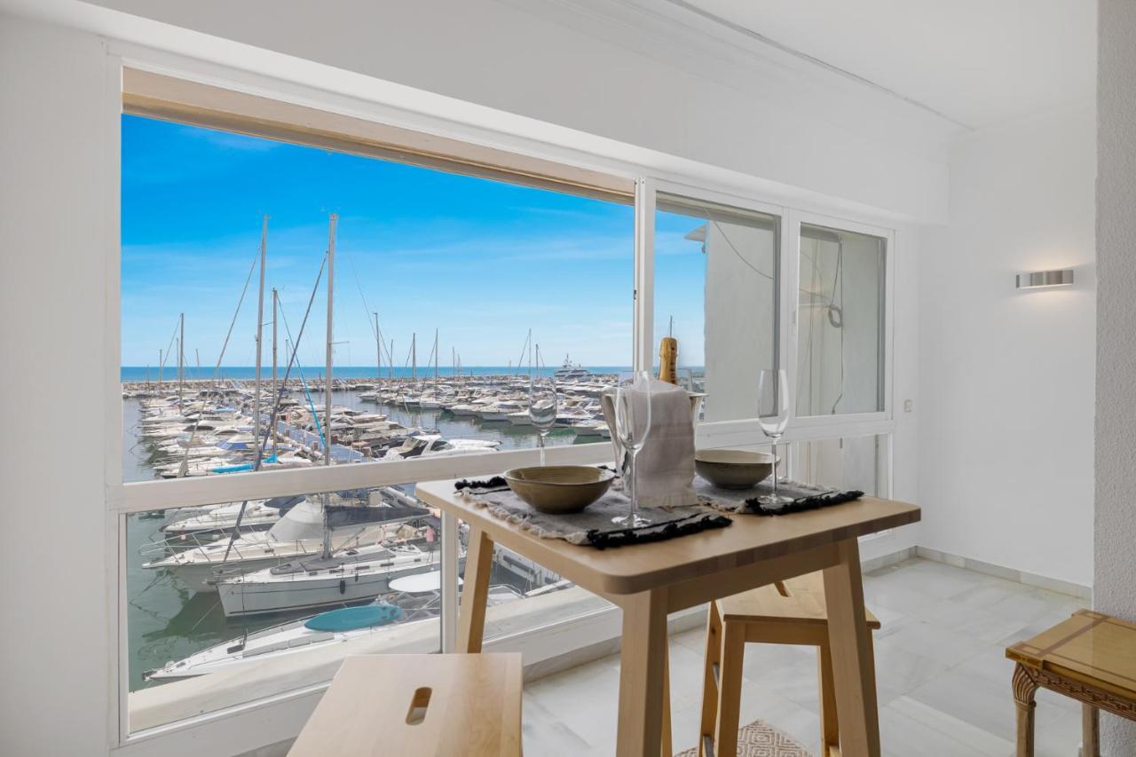 Luxurious Frontline Penthouse In Puerto Banus Marbella