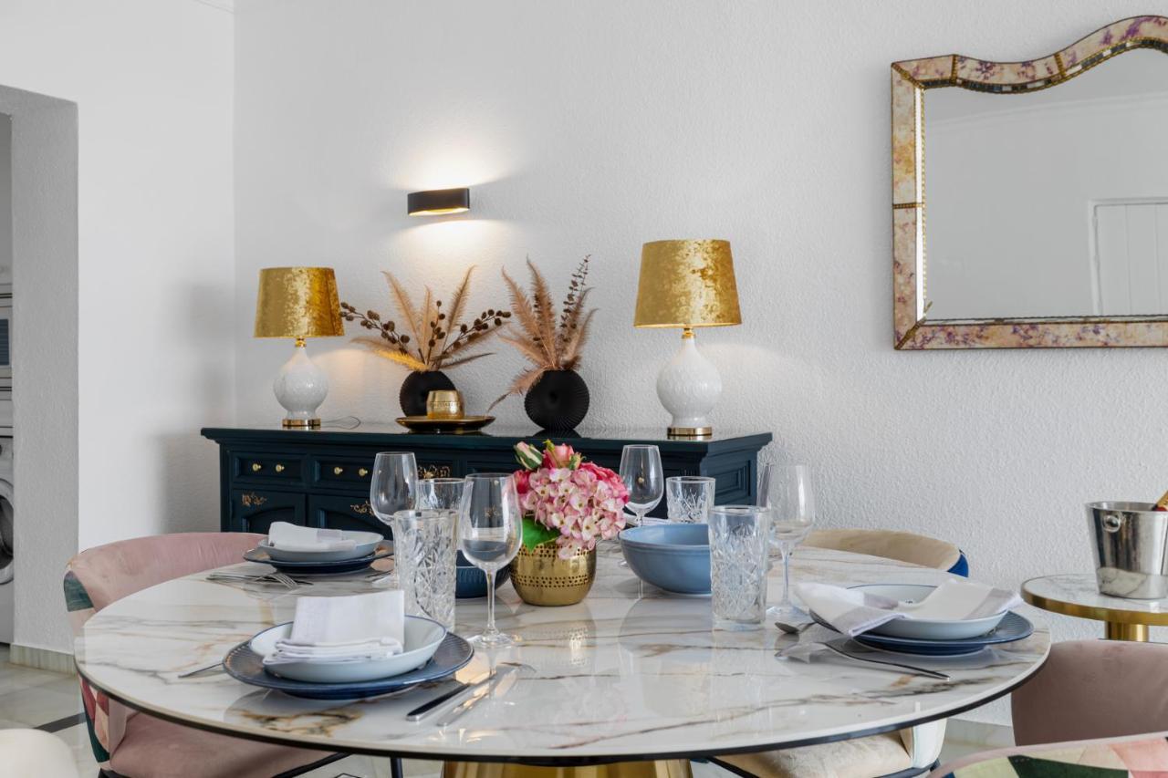 Luxurious Frontline Penthouse In Puerto Banus * Marbella