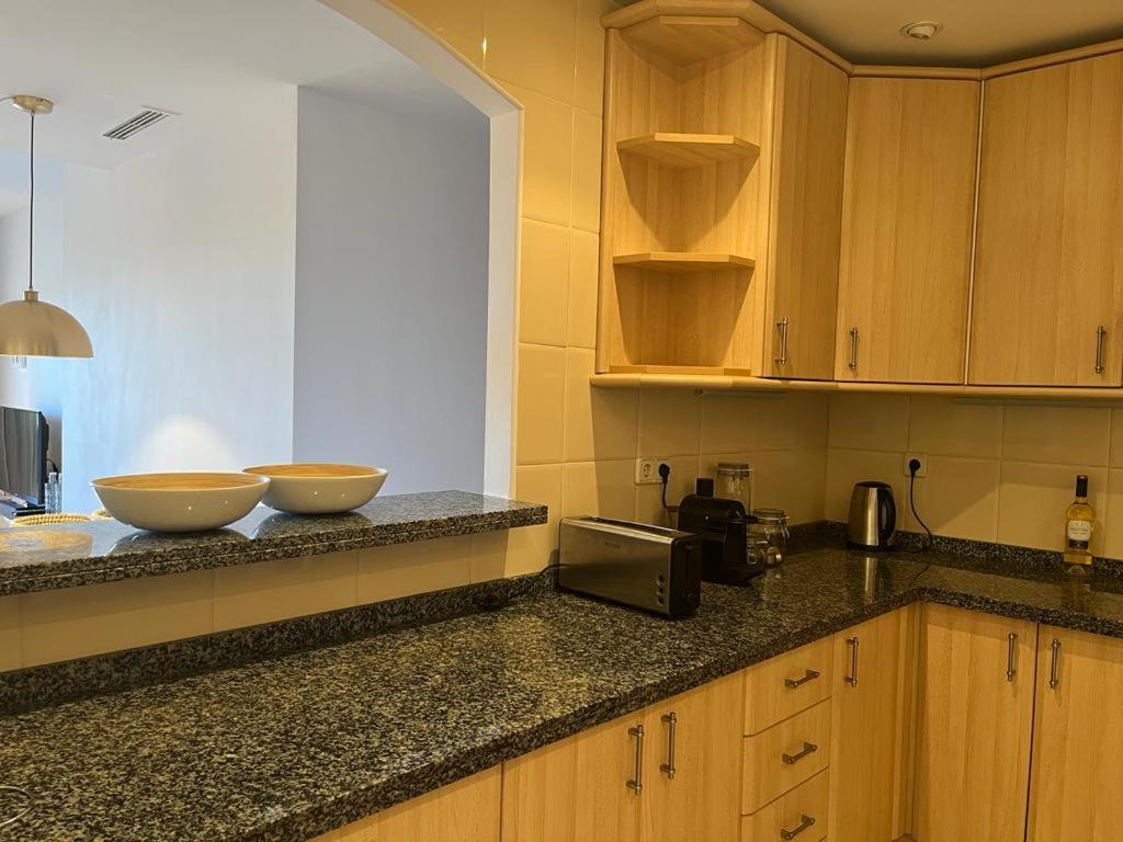 New Refurnished Elviria Hills