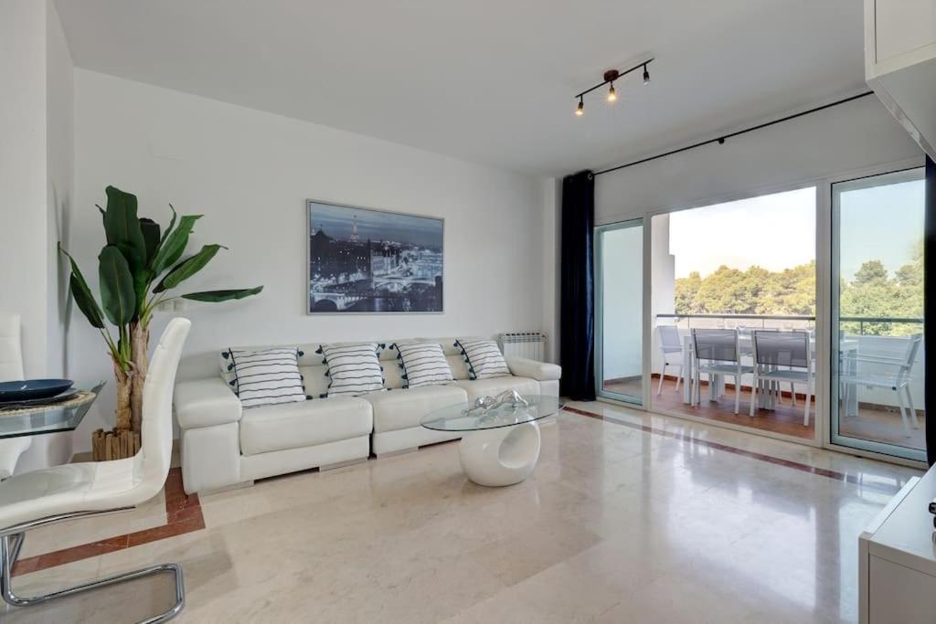 Stunning Duplex 5 Minutes From Puerto Banus Apartment