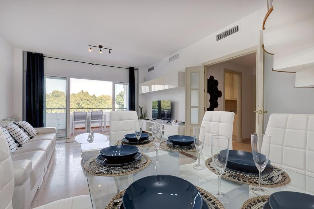 Stunning Duplex 5 Minutes From Puerto Banus Apartment