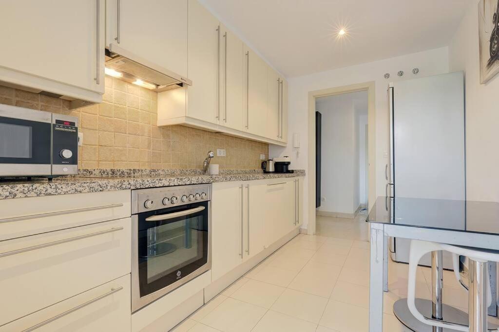 Apartment Stunning Duplex 5 Minutes From Puerto Banus Marbella