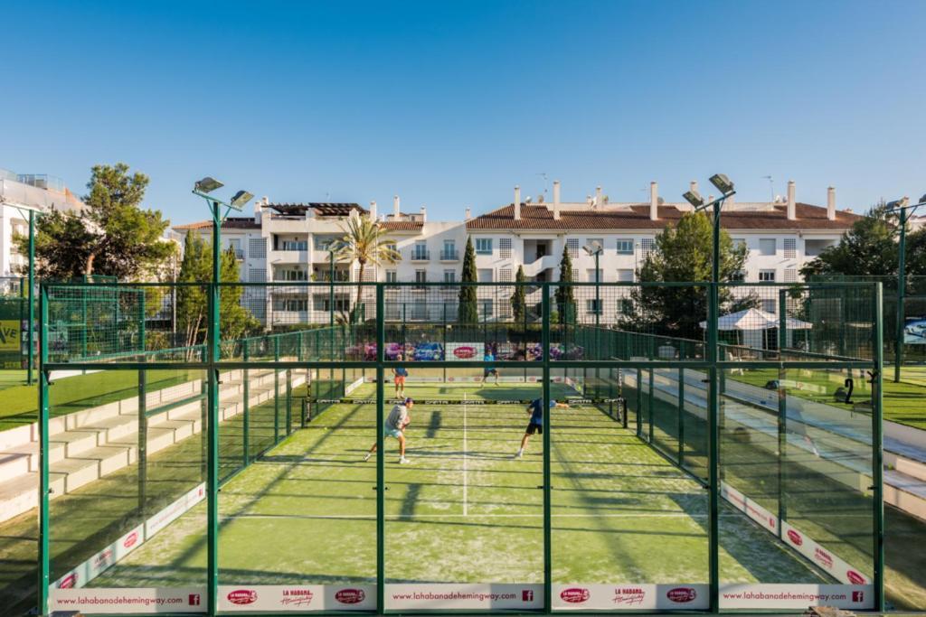 Stunning Duplex 5 Minutes From Puerto Banus Apartment