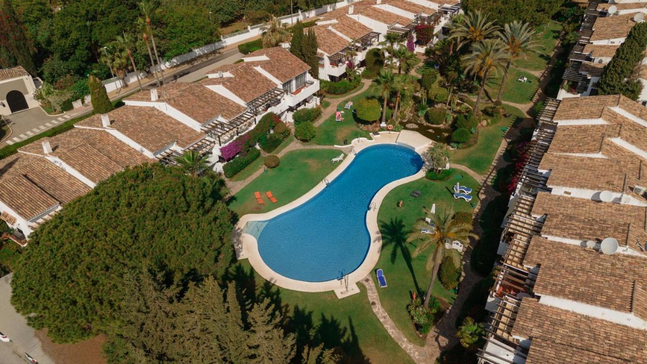 Apartment Vacation Home In The Best Location, With Terrace, Pool And Bbq, In Marbella Center *