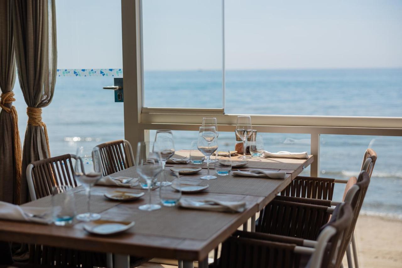 Apartment Vacation Home In The Best Location, With Terrace, Pool And Bbq, In Marbella Center Marbella