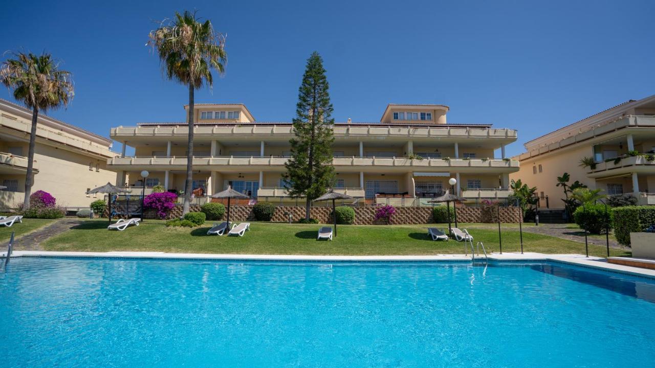 Seaview And Big Terrace Cabopino Apartment *