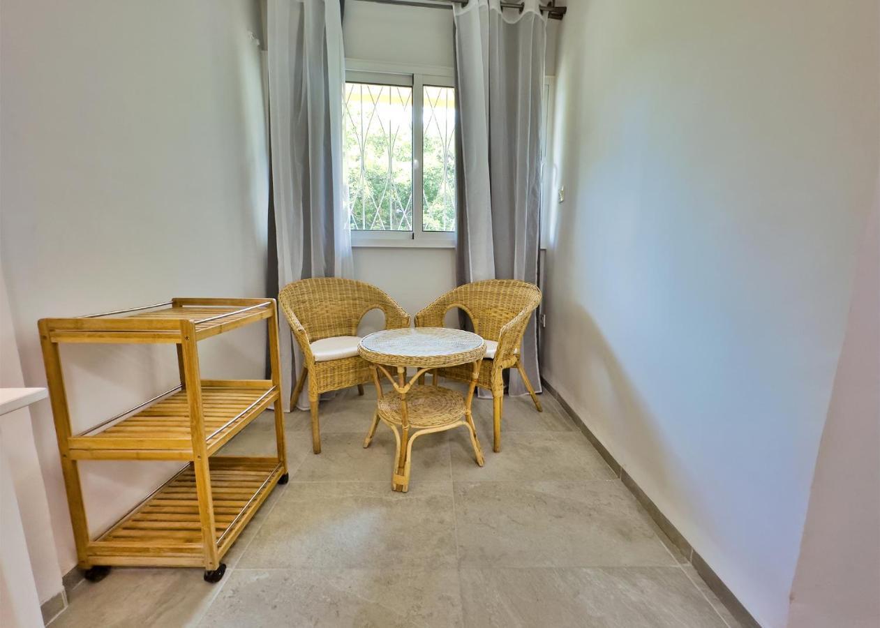Apartment Amazing Sea Views Over Port *